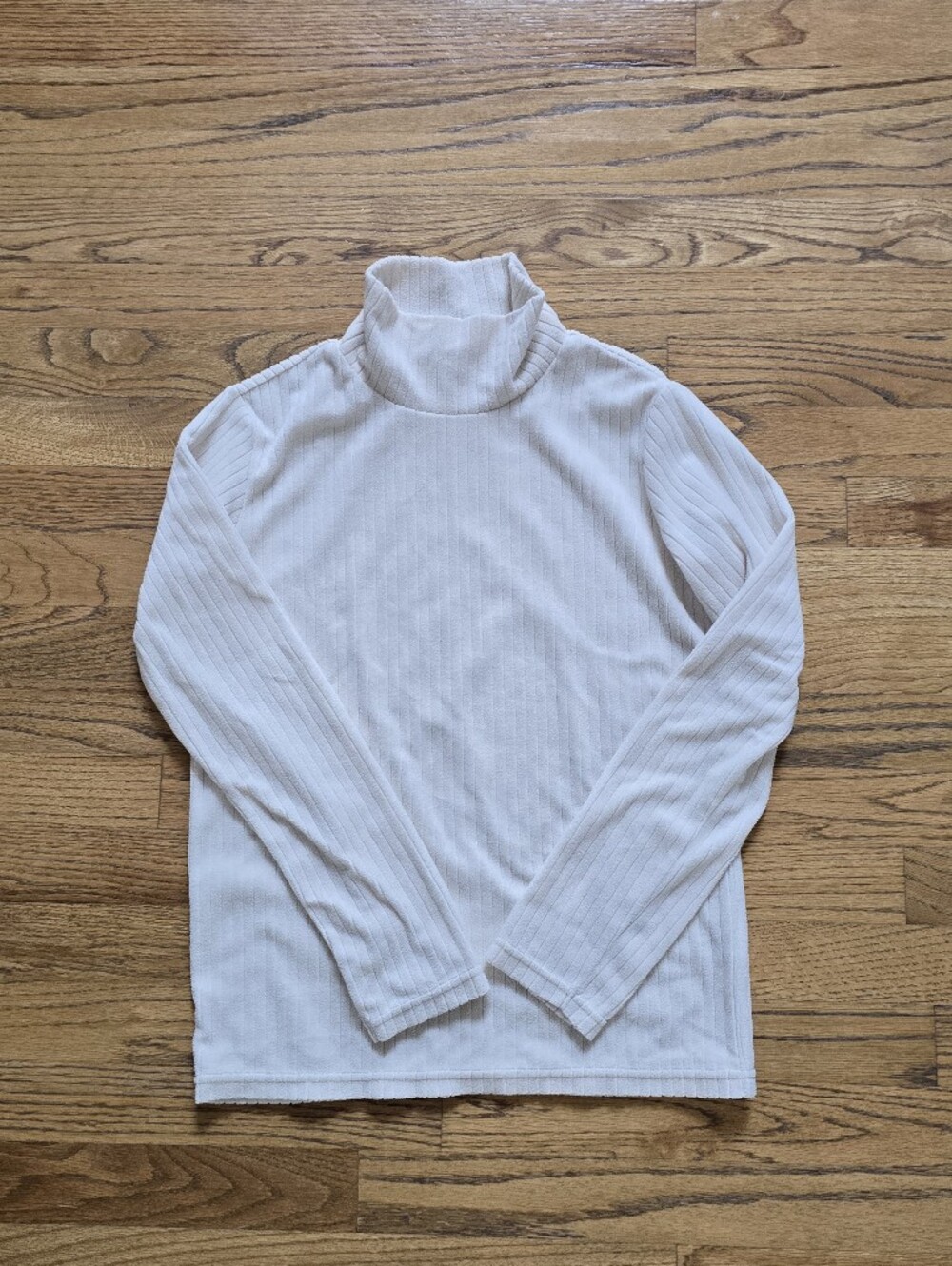 Uniqlo Kid's Turtle Neck Soft Velour Sweater Size 13